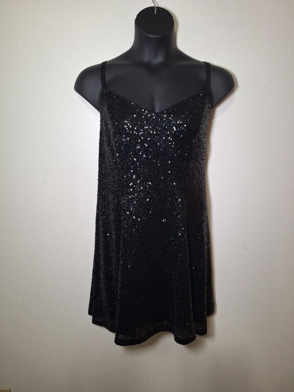 Torrid Black Sleveless Sequin Short Dress Size 0X